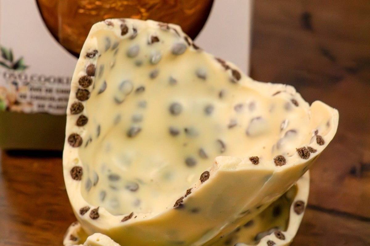 Ovo Branco com Cookies 260g