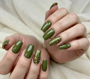 Verde Oliva nas cores de esmalte para sair do comum
