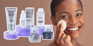 Mulher negra limpando o rosto; ao seu lado, uma montagem com os produtos Jequiti Sensi Skincare